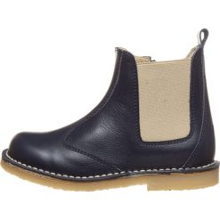 Skórzane botki w kolorze granatowo-beżowym. Botki dziewczęce marki Summershoes for Girls. W wyprzedaży za 152.95 zł.