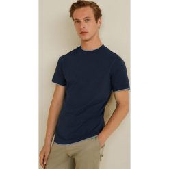 Mango Man - T-shirt Gare3. Brązowe bluzki z długim rękawem męskie Mango Man, z bawełny, z okrągłym kołnierzem. Za 59.90 zł.