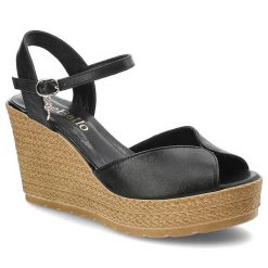 Czarne Sandały Chebello Skórzane Buty Na Lato. Czarne klapki damskie CheBello, bez wzorów, ze skóry, bez obcasa, na koturnie, bez zapięcia. Za 289.00 zł.