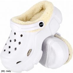 Reis BCCOZY Klapki COZY tworzywo EVA ocieplane futerkiem wyprofilowana podeszwa zabezpiecza stopę przed ześlizgnięciem otwory zapewniają biały 36. Białe klapki damskie Reis, bez wzorów, z tworzywa sztucznego, sportowe, bez obcasa. Za 37.88 zł.