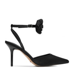 Szpilki DeeZee. Czarne szpilki damskie DeeZee, bez wzorów, bez obcasa, bez zapięcia. Za 149.99 zł.