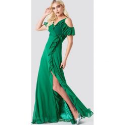 Trendyol Sukienka maxi z falbaną - Green. Sukienki damskie marki Trendyol. W wyprzedaży za 141.97 zł.