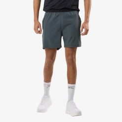 Szorty treningowe Trening męskie Swedemount Core Shorts szybkoschnące. Zielone krótkie spodenki sportowe męskie SWEDEMOUNT, m, bez wzorów, do biegania. Za 129.99 zł.