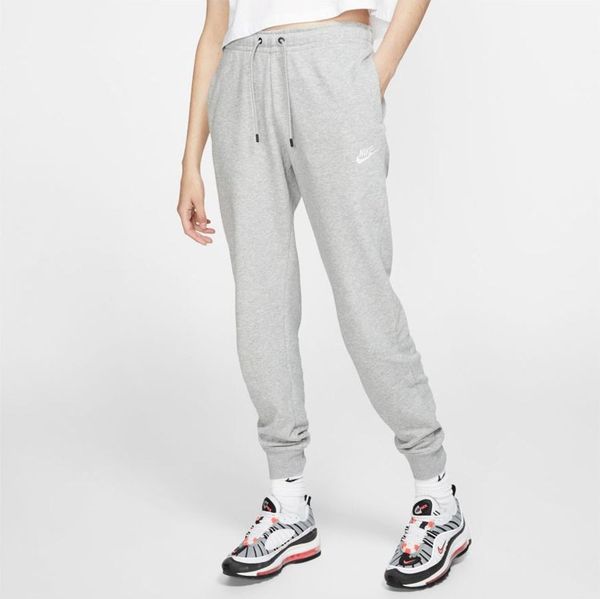 Nike Szary/Srebrny L. Szare krótkie spodenki sportowe męskie Nike, l, bez wzorów. Za 120.98 zł.