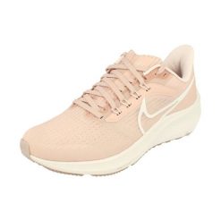 Buty Sportowe Damskie Nike Wmns Air Zoom Pegasus 39. Białe obuwie sportowe damskie Nike, bez wzorów, do biegania. Za 470.80 zł.