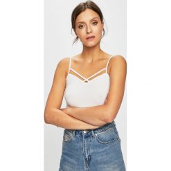 Tally Weijl - Top SSLCOKELIS. Topy damskie marki TALLY WEIJL. W wyprzedaży za 24.90 zł.