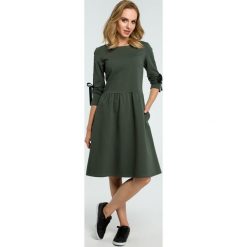 Sukienka z wiązanymi lampasami moe388. Brązowe sukienki dla dziewczynek MOE, eleganckie. Za 139.00 zł.