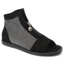 Czarne Sandały Chebello Eleganckie Obuwie Damskie. Czarne klapki damskie CheBello, bez wzorów, z zamszu, bez obcasa, bez zapięcia. Za 509.00 zł.