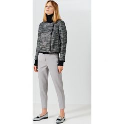 Simple - Spodnie. Szare spodnie materiałowe damskie marki Simple. W wyprzedaży za 239.90 zł.