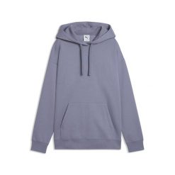 Damska dzianinowa bluza z kapturem Essentials o luźnym kroju PUMA. Fioletowe bluzy sportowe damskie Puma, bez wzorów, z dzianiny, z kapturem, do biegania. W wyprzedaży za 119.00 zł.