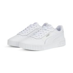 Tenisówki Puma Model Carina 2.0 Kolor Biały. Białe obuwie sportowe damskie Puma, bez wzorów, z gumy, sportowe, bez zapięcia. W wyprzedaży za 219.00 zł.