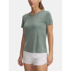 Koszulka Damska Sportowa Under Armour Launch Camo Shortsleeve. Zielone koszulki sportowe damskie Under Armour, bez wzorów, bez kołnierzyka, bez ramiączek, do biegania. Za 149.99 zł.