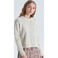 Melanżowy sweter oversize - Beżowy. Swetry damskie Cropp. W wyprzedaży za 19.99 zł.