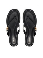 MICHAEL Michael Kors Japonki Ering Thong 40S6ERFS1L Czarny. Czarne klapki damskie MICHAEL Michael Kors, bez wzorów, ze skóry, bez obcasa. Za 479.99 zł.