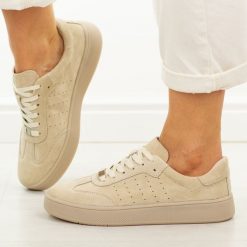 Beżowe skórzane półbuty damskie Filippo Dp7524/26. Brązowe półbuty damskie Filippo, na jesień, bez wzorów, z jeansu, eleganckie, z okrągłym noskiem, bez obcasa, na płaskiej podeszwie, bez zapięcia. W wyprzedaży za 210.32 zł.