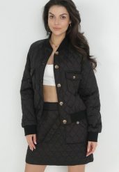 Czarny 2-częściowy Komplet z Pikowanej Tkaniny z Bomberką i Spódnicą z Gumką w Talii Lorine. Czarne spódnice damskie Born2be, na wiosnę, m, bez wzorów, z tkaniny. Za 159.99 zł.