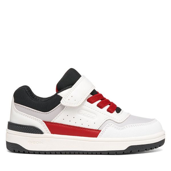 Sneakersy Geox. Białe trampki i tenisówki chłopięce Geox, bez wzorów, bez zapięcia. Za 229.99 zł.