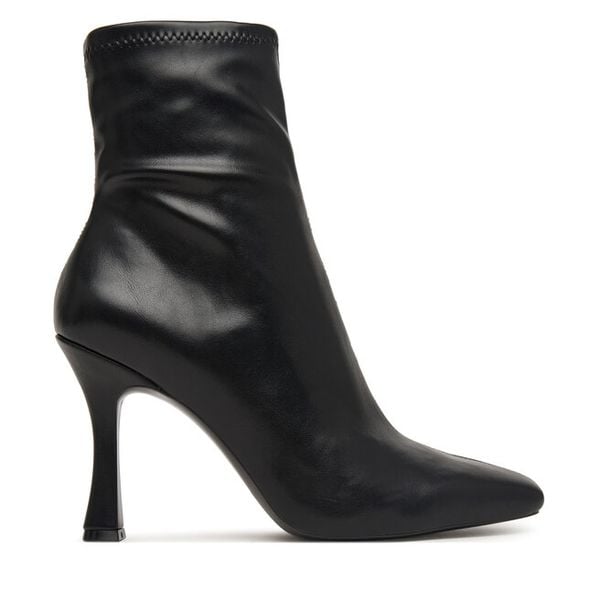 Botki Aldo. Czarne botki damskie Aldo, bez obcasa, na szpilce, bez zapięcia. Za 469.99 zł.