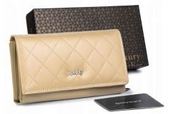 Portfel pikowany Rovicky [DH] R-RD-07-GCL-Q beżowy. Brązowe portfele damskie ROVICKY, z aplikacjami, ze skóry. Za 74.99 zł.