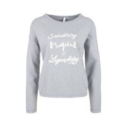 S.Oliver T-Shirt Damski L Szary. Szare t-shirty damskie S.Oliver, z napisami, z bawełny. W wyprzedaży za 79.00 zł.