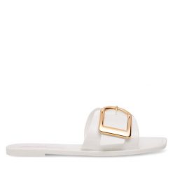 Klapki Jenny Fairy. Białe klapki damskie Jenny Fairy, bez wzorów, bez obcasa. Za 49.99 zł.