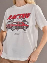Koszulka oversize z nadrukiem - kremowy. Białe t-shirty damskie Sinsay, l, bez wzorów, bez kołnierzyka. W wyprzedaży za 17.99 zł.