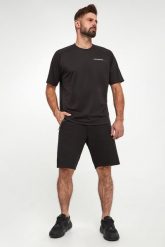 Szorty męskie EA7 EMPORIO ARMANI. Szorty męskie EA7 Emporio Armani, m, bez wzorów. W wyprzedaży za 398.30 zł.