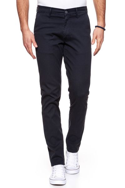 WRANGLER SPODNIE MĘSKIE CHINO NAVY WASHED W16LHE49I 112127311. Niebieskie spodnie materiałowe męskie Wrangler, l, bez wzorów, z materiału. W wyprzedaży za 129.99 zł.