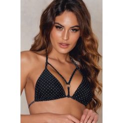 NA-KD Swimwear Góra bikini Triangle - Black. Bikini damskie marki NA-KD Swimwear. W wyprzedaży za 11.97 zł.