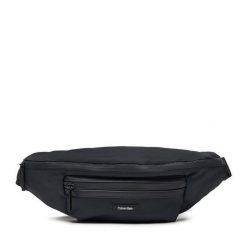 Saszetka nerka Calvin Klein. Czarne saszetki męskie Calvin Klein, młodzieżowe, małe. Za 169.99 zł.