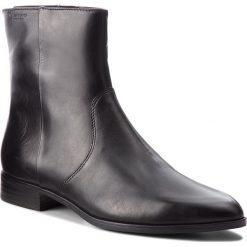 Botki VAGABOND - Frances Si 4607-101-20 Black. Czarne kozaki damskie Vagabond, z materiału, bez obcasa. W wyprzedaży za 369.00 zł.