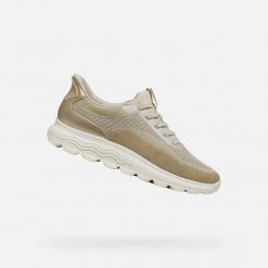 Buty GEOX D SPHERICA PLUS Złoty. Zielone trekkingi damskie Geox, trekkingowe. Za 534.99 zł.
