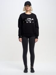 Bluza damska z aplikacją czarna Oneidea 906. Czarne bluzy damskie Big Star, l, z aplikacjami, z bawełny, bez kaptura. W wyprzedaży za 139.99 zł.