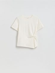 T-shirt z ozdobnym detalem - złamana biel. T-shirty damskie Reserved, l, bez wzorów, z bawełny, bez kołnierzyka. Za 69.99 zł.