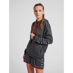 Bluza damska z kapturem Hummel hmlAUTHENTIC Poly. Szare bluzy sportowe damskie Hummel, bez wzorów, na fitness i siłownię. W wyprzedaży za 165.50 zł.
