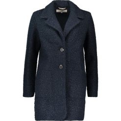 Płaszcz w kolorze niebieskim. Kurtki damskie marki Tom Tailor. W wyprzedaży za 227.95 zł.