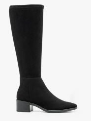 Czarne elastyczne kozaki z szeroką cholewką. Czarne kozaki damskie Ryłko, z syntetyku, bez obcasa, na obcasie. Za 449.99 zł.