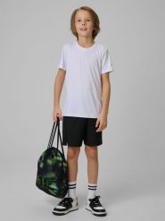 4F Komplet sportowy na WF (koszulka+spodenki+worek) chłopięcy - czarny 122/128 (6-8 lat). Czarne szorty dla chłopców 4f, bez wzorów, z materiału, sportowe. Za 99.99 zł.