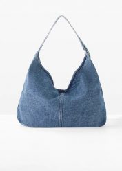 Torba shopper z denimu. Niebieskie torebki shopper damskie bonprix, bez wzorów, z denimu, bez dodatków. Za 92.99 zł.
