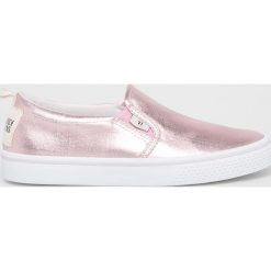 Trussardi Jeans - Tenisówki. Czerwone trampki i tenisówki damskie TRUSSARDI JEANS, bez wzorów, z gumy, bez zapięcia. W wyprzedaży za 299.90 zł.