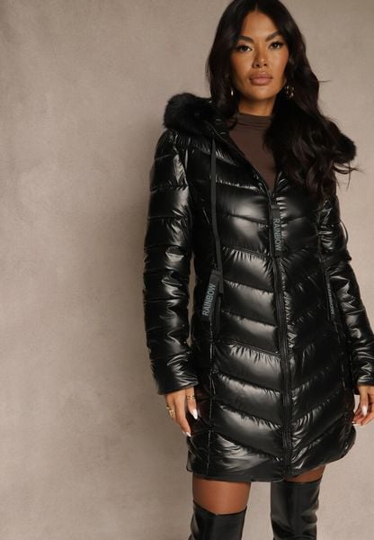 Czarna Taliowana Kurtka z Pikowanymi Przeszyciami i Kapturem z Futrem Nalidea. Czarne kurtki damskie Renee, l, bez wzorów, z jeansu. Za 219.99 zł.