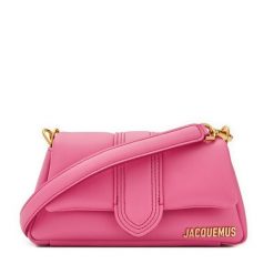 Torebka JACQUEMUS. Czerwone torebki do ręki damskie JACQUEMUS, bez wzorów, klasyczne, bez dodatków. Za 3,999.00 zł.