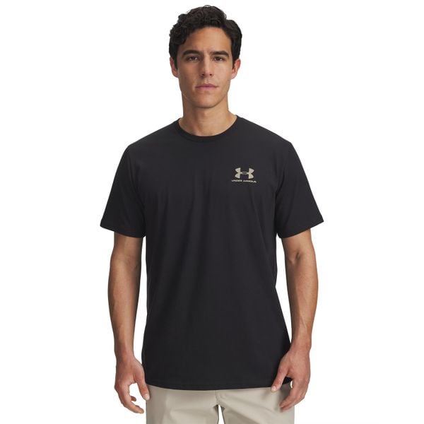 Koszulka Under Armour Left Chest Logo. Czarne koszulki sportowe męskie Under Armour, s, bez wzorów, z bawełny, bez kołnierzyka, bez ramiączek, na fitness i siłownię. Za 172.00 zł.