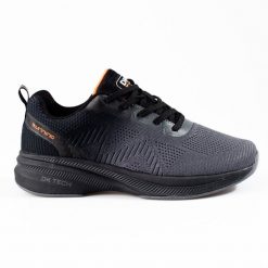 Sportowe buty damskie czarno-szare DK czarne. Czarne obuwie sportowe damskie bez wzorów. Za 206.95 zł.