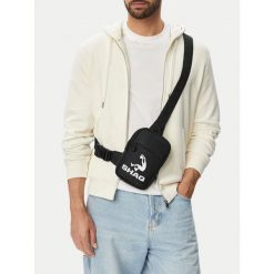 Saszetka piersiowa SHAQ. Czarne saszetki męskie Shaq, młodzieżowe, małe. Za 59.99 zł.