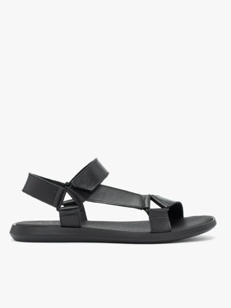 Czarne sandały ze skóry licowej. Czarne buty sportowe męskie Ryłko, ze skóry, bez zapięcia. Za 379.99 zł.