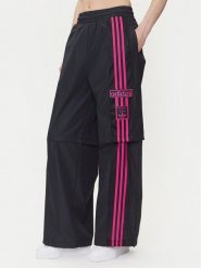 Adidas Spodnie dresowe Adibreak JD0088 Czarny Regular Fit. Czarne spodnie dresowe damskie Adidas, xs, bez wzorów, z dresówki. Za 249.99 zł.