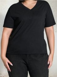 Koszulka z dekoltem w serek - czarny. Czarne t-shirty damskie Sinsay, l, bez wzorów, bez kołnierzyka. Za 29.99 zł.