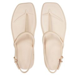 Sandały Crocs. Brązowe sandały damskie Crocs, bez wzorów, bez obcasa, na płaskiej podeszwie, bez zapięcia. Za 179.99 zł.