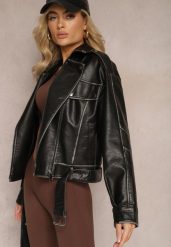 Czarna Kurtka Ramoneska Vintage z Ekoskóry z Paskiem i Asymetrycznym Suwakiem Leovia. Czarne kurtki damskie Renee, m, bez wzorów, bez kaptura. Za 249.99 zł.
